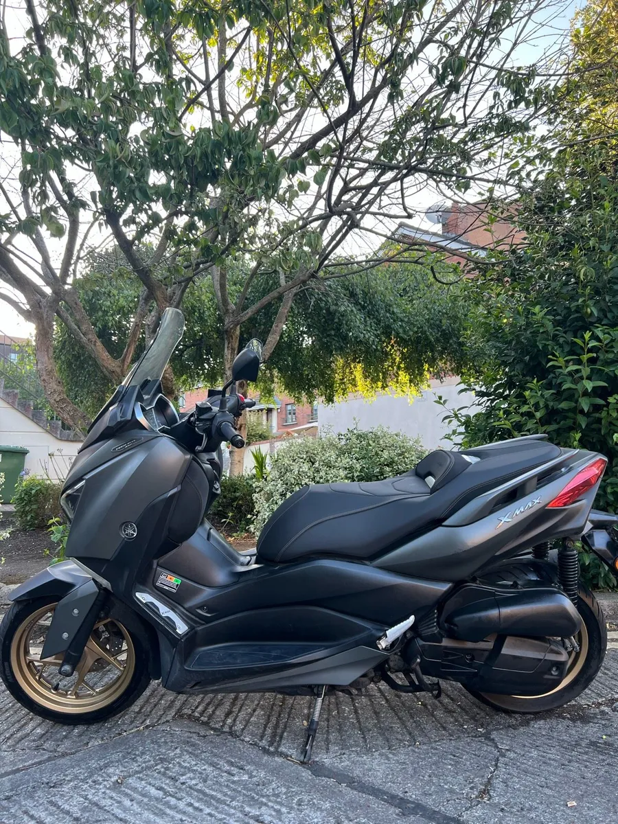 Yamaha XMAX 125 Tech Max (2021) – €4,000 - Image 1