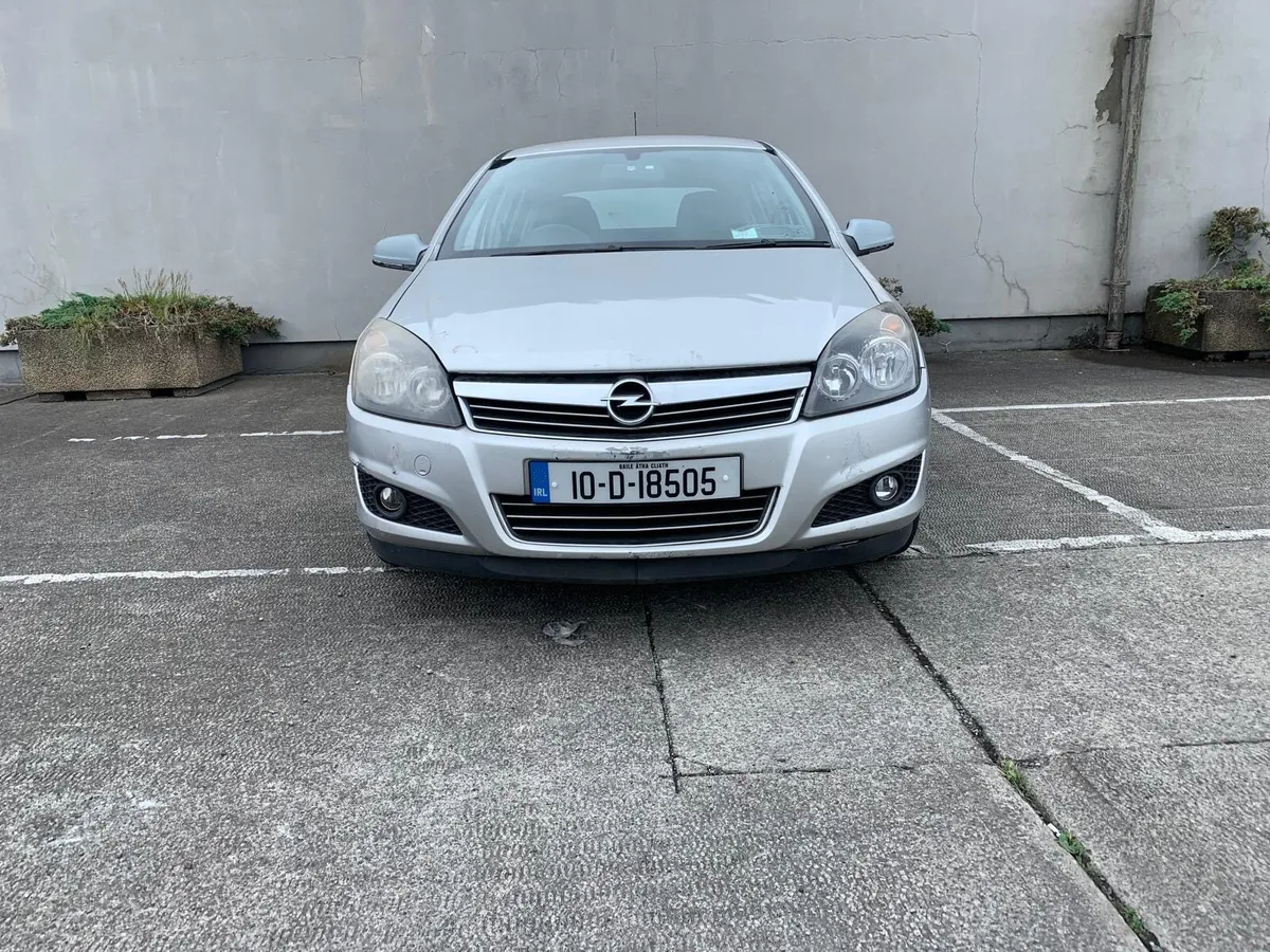 Opel Astra 1.4 petrol 5DR NCT 8/2026 - Image 3