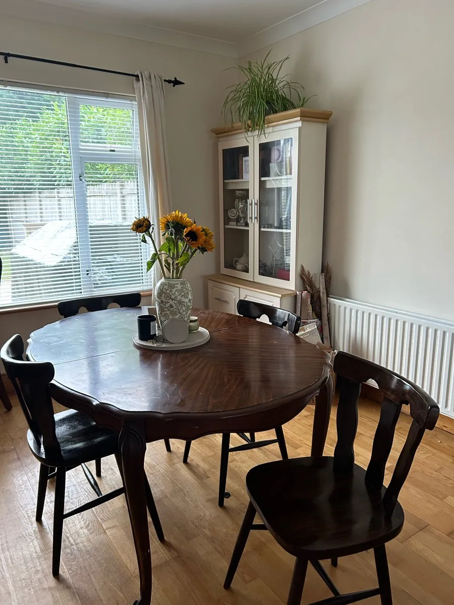 Mahogany Table & 4 chairs - Image 2