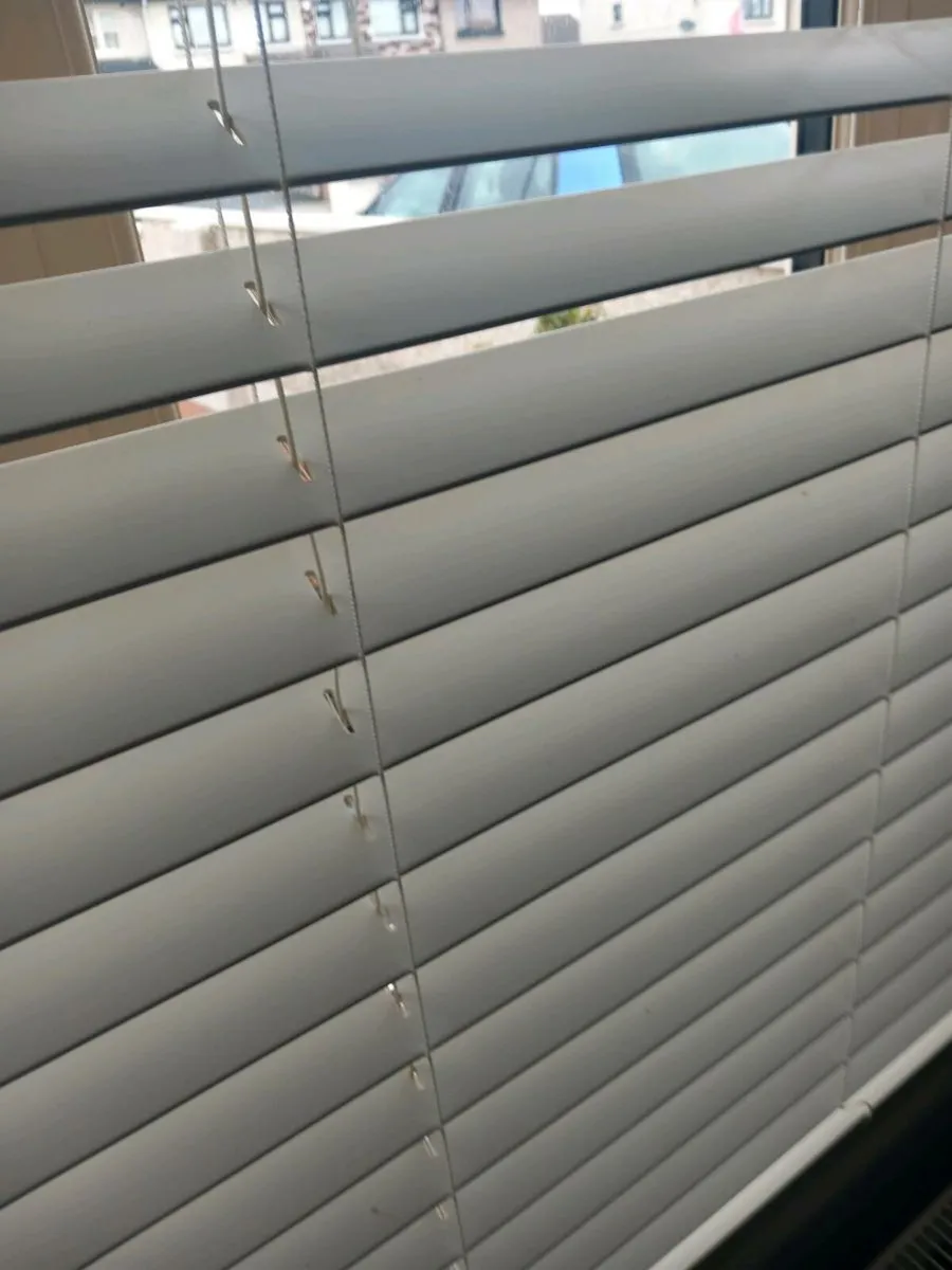 Window blinds - Image 2
