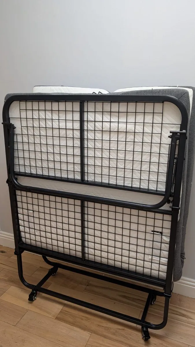 Foldable bed - Image 3