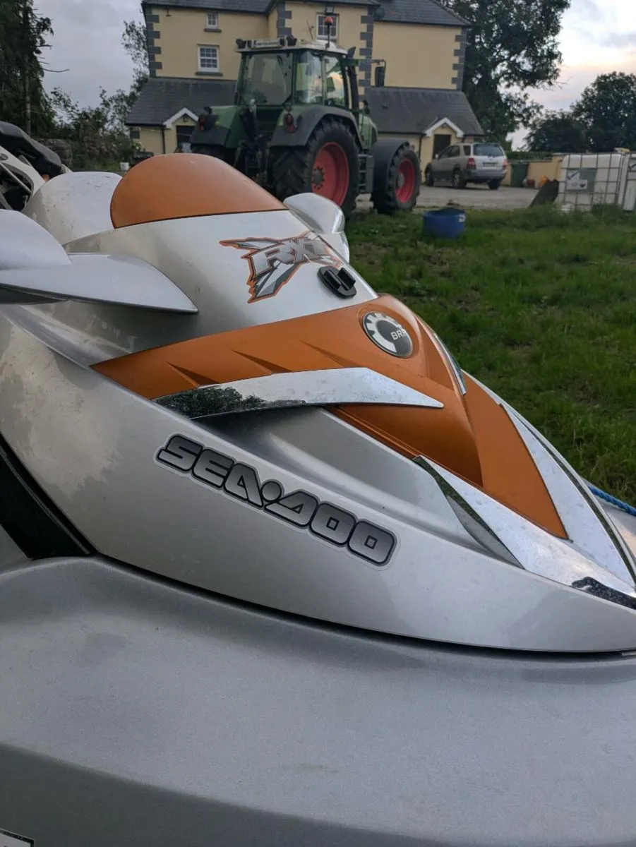 Jet ski - Image 2