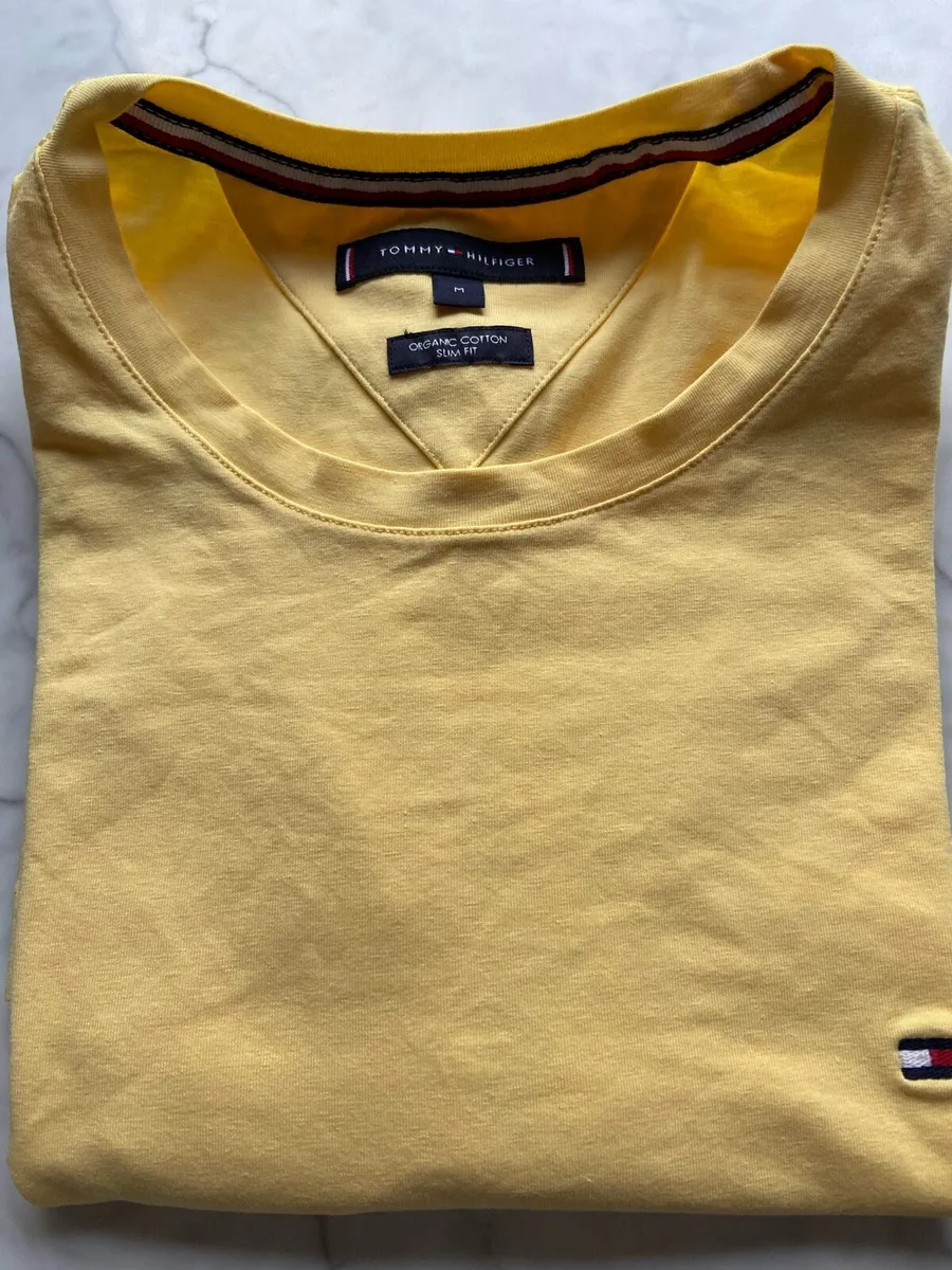 Tommy Hilfiger T shirt - Image 3