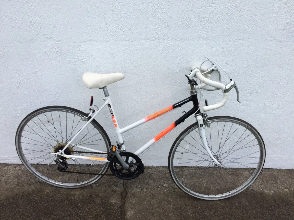 Raleigh Reflex Road Bicycle for Sale - Image 2