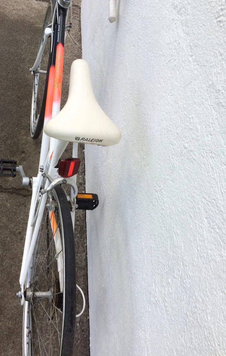 Raleigh Reflex Road Bicycle for Sale - Image 4