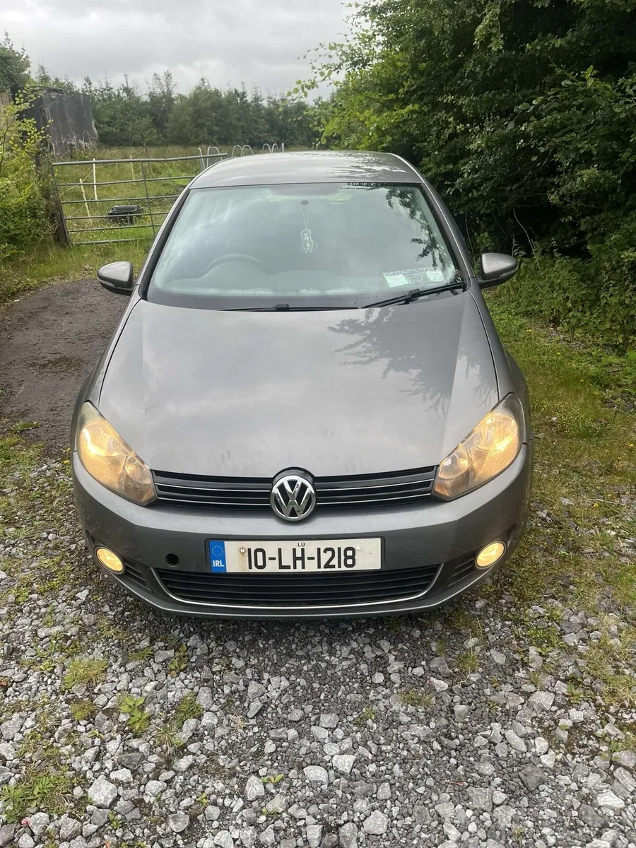 2010 Volkswagen Golf highline 1.6 diesel - Image 2