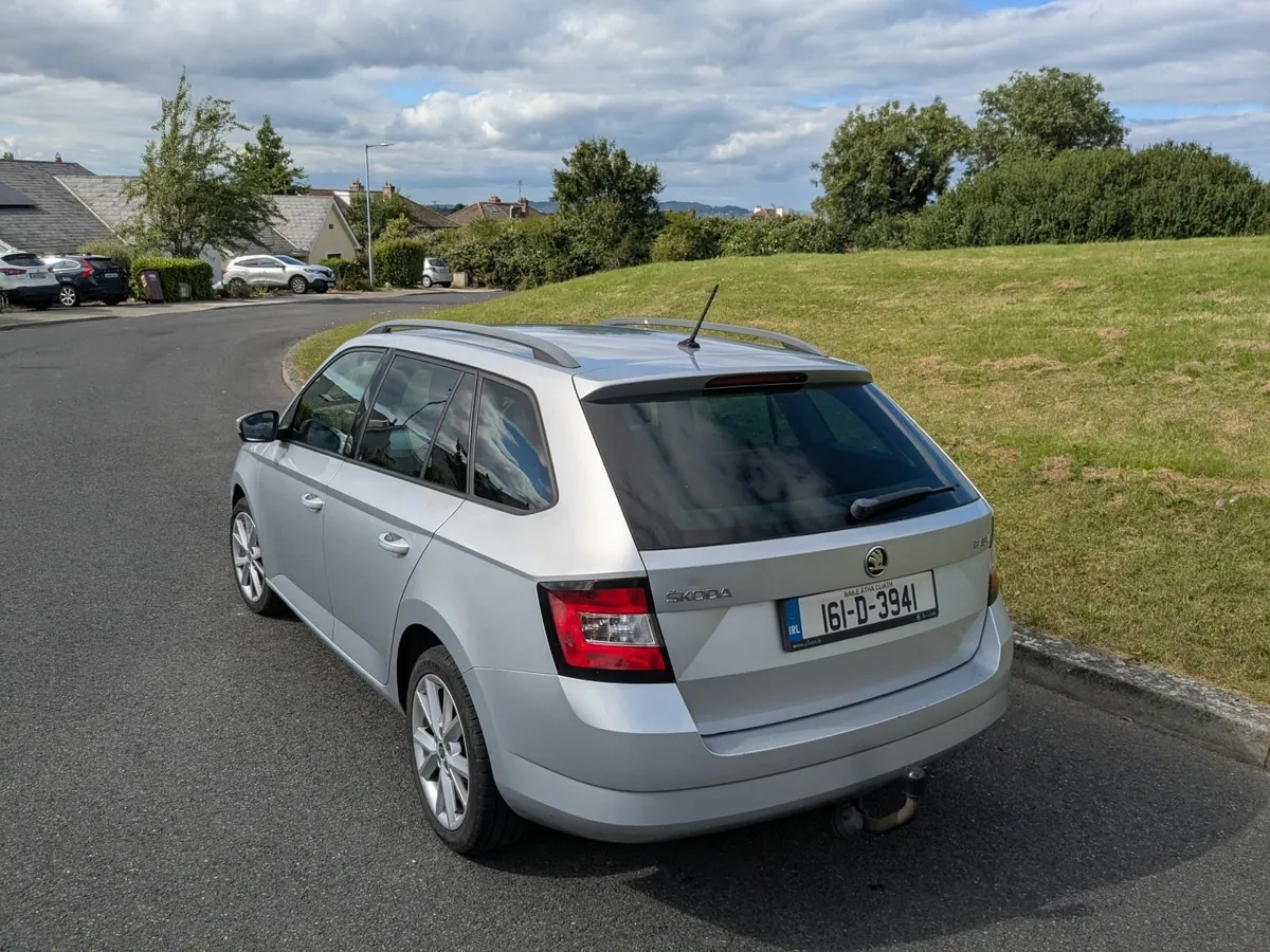 Skoda Fabia Combi Ambition 2016 1.2 TSI - Image 2