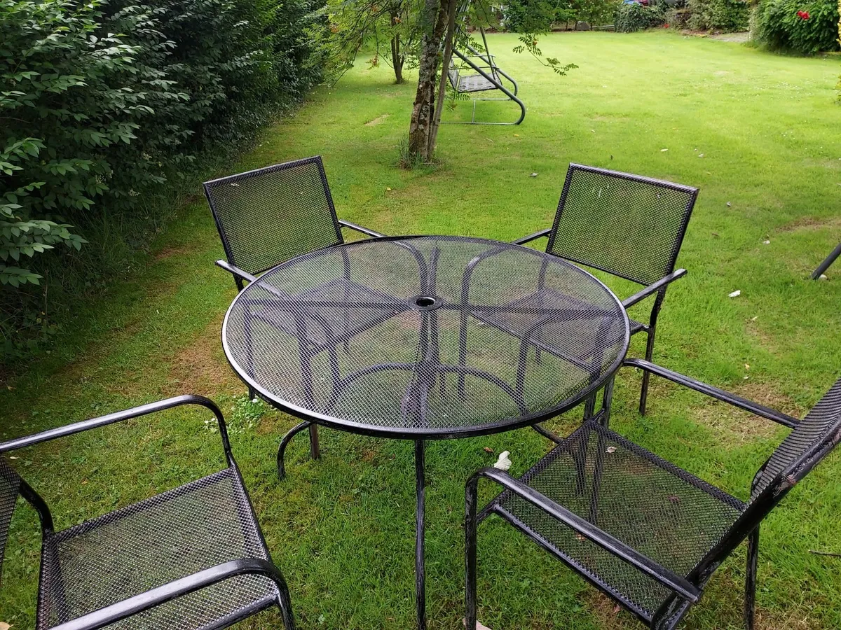 Garden Furniture - Image 1