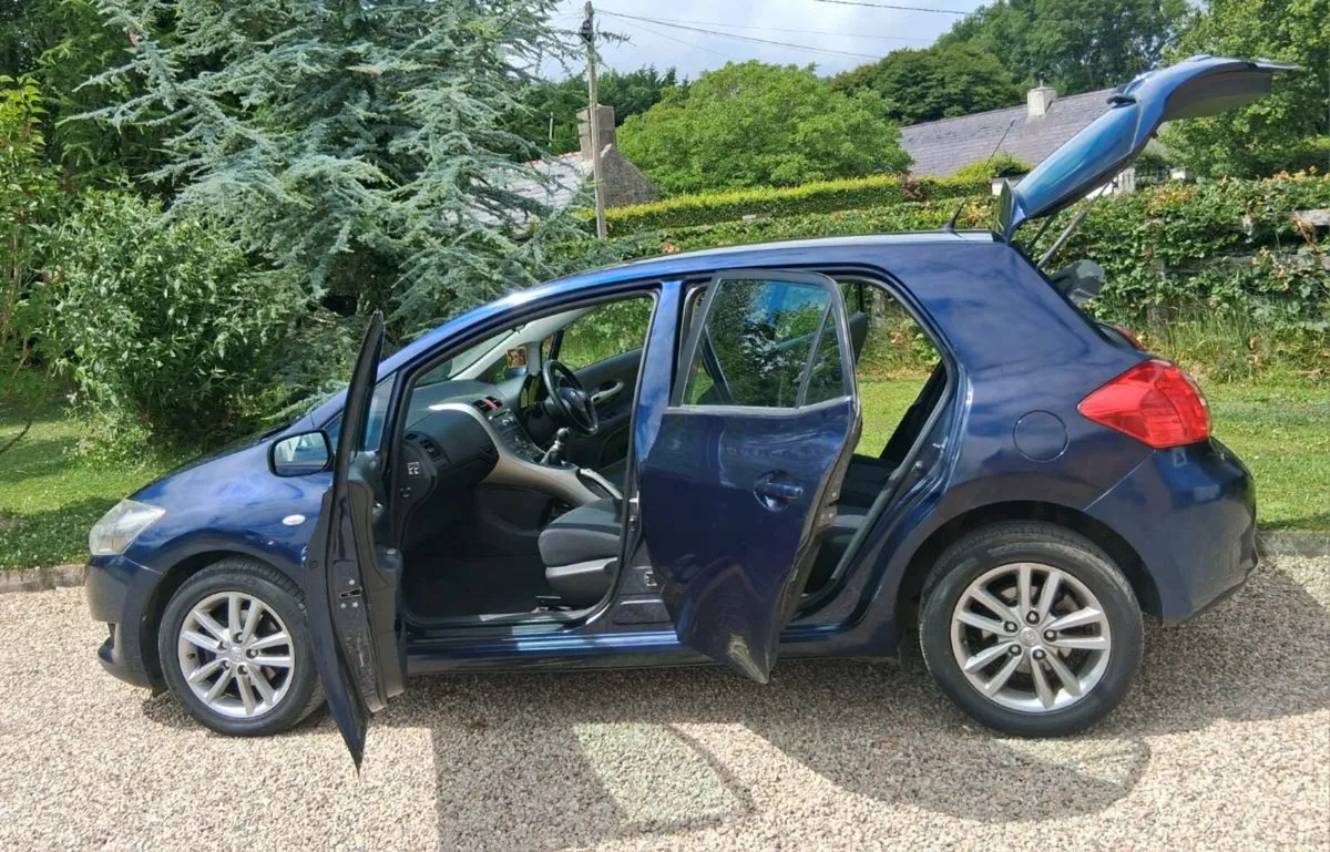 09 Auris 1.4TR NCT 12/25 280 Tax only 103 Miles - Image 4