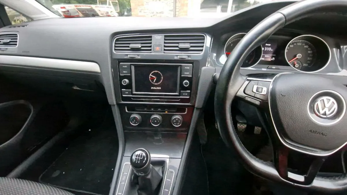 VW Golf Van - Image 4