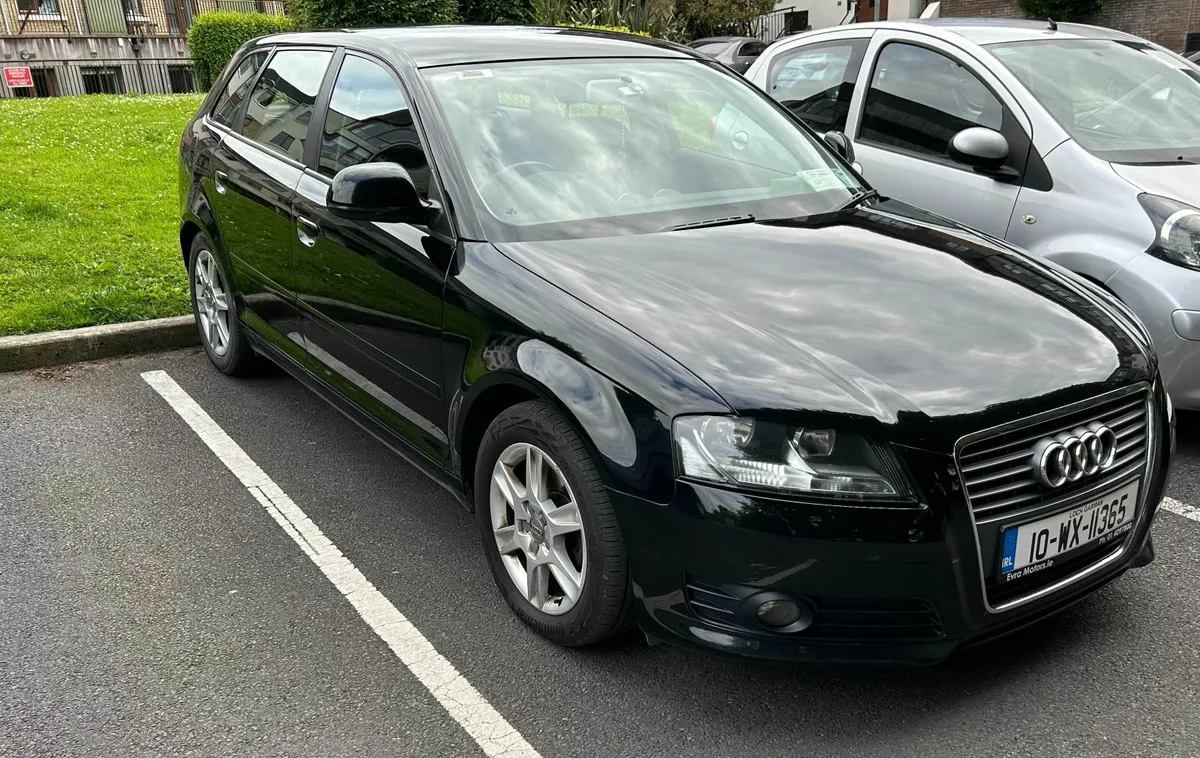 Audi A3 2010 - Image 2