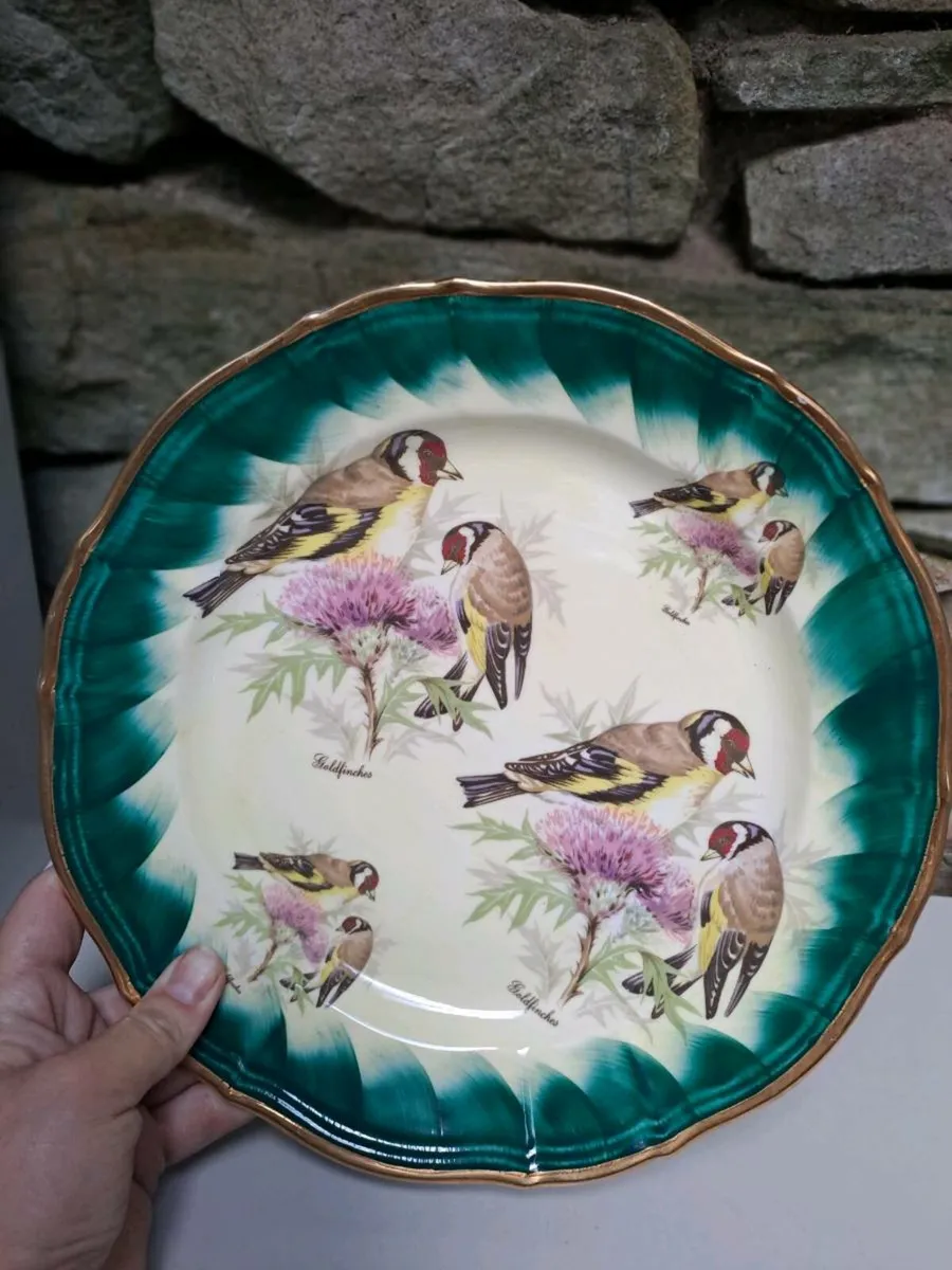 1992 Royal Doulton goldfinches plate - Image 3