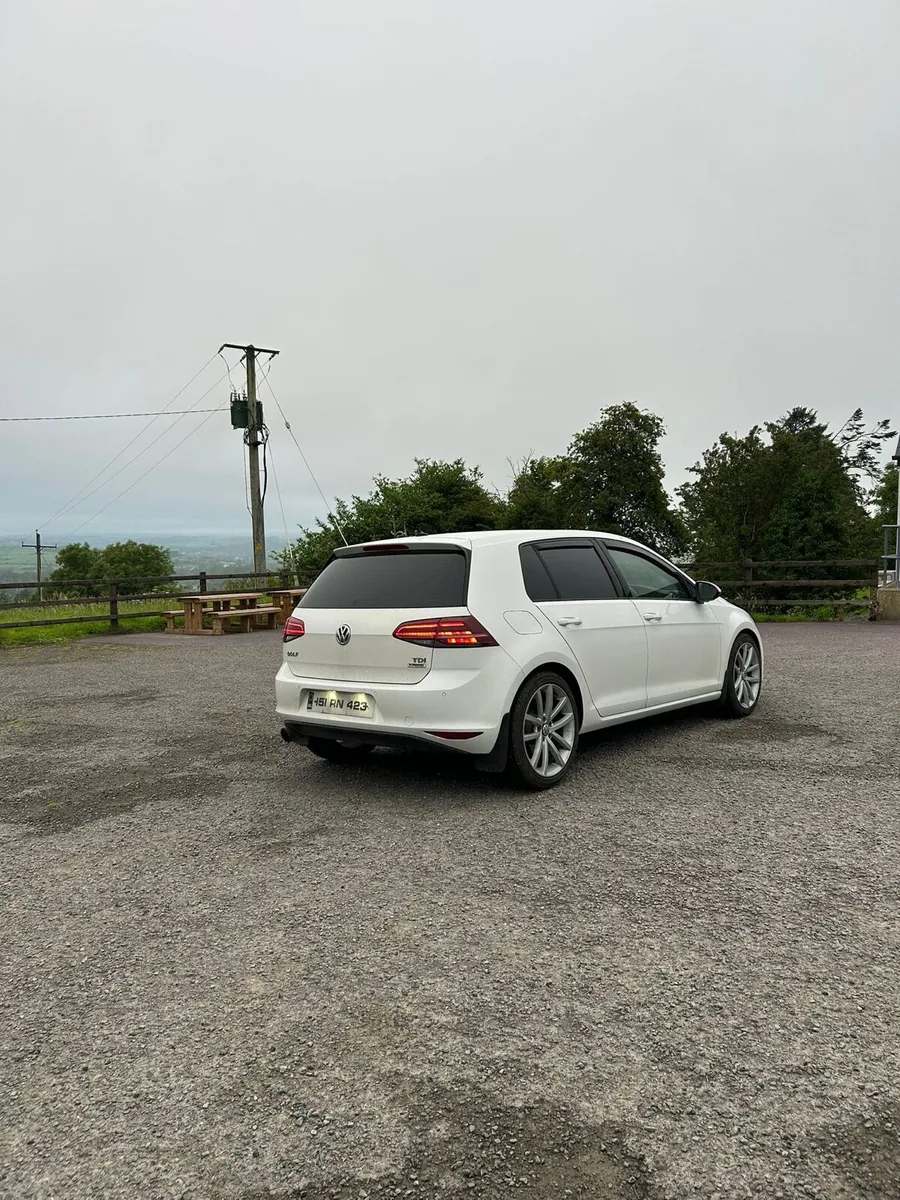 Volkswagen Golf - Image 4