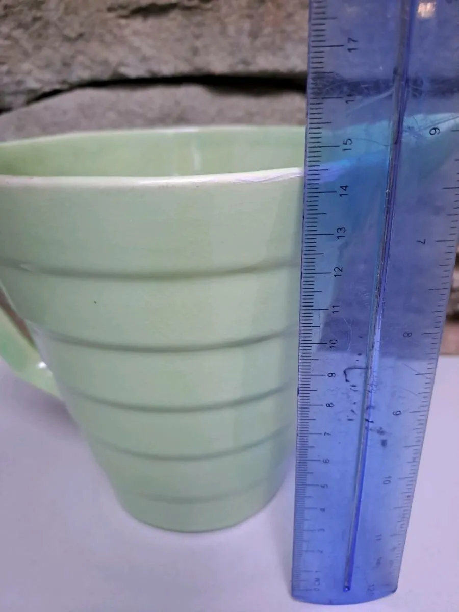 1950s green ribbed jug - Image 3