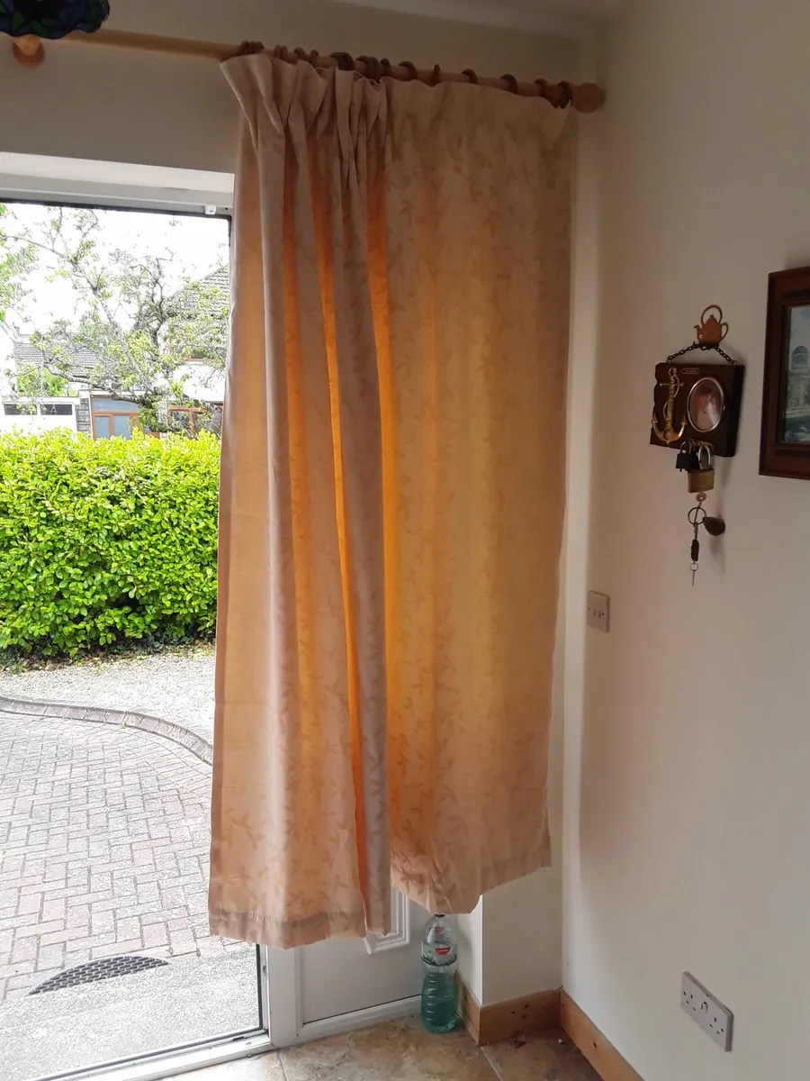 Lovely deep cream next to new drapes - Image 2