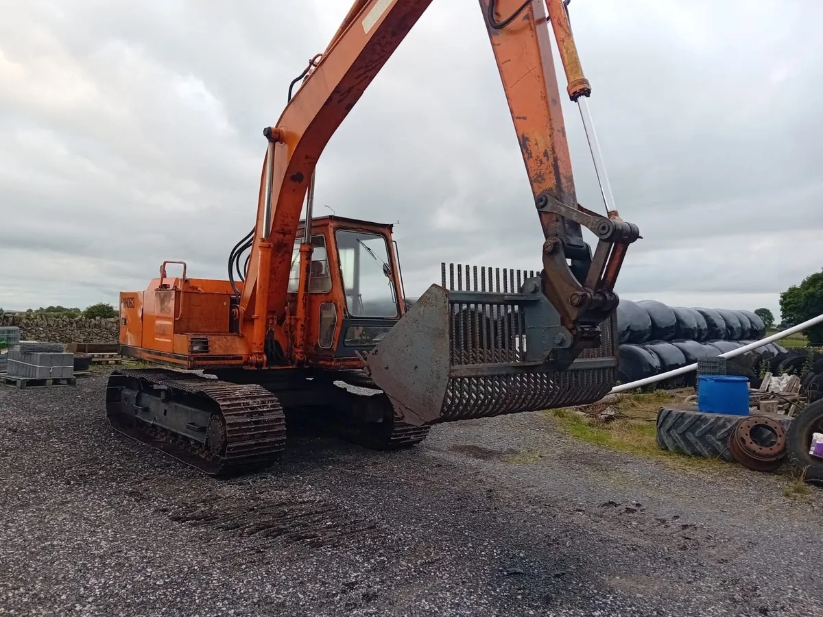 Hitachi UHO63 - Image 1