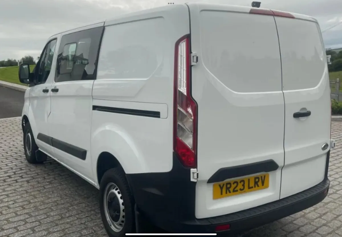 Ford Transit Custom 2023 WITH SIDE WINDOWS . - Image 3