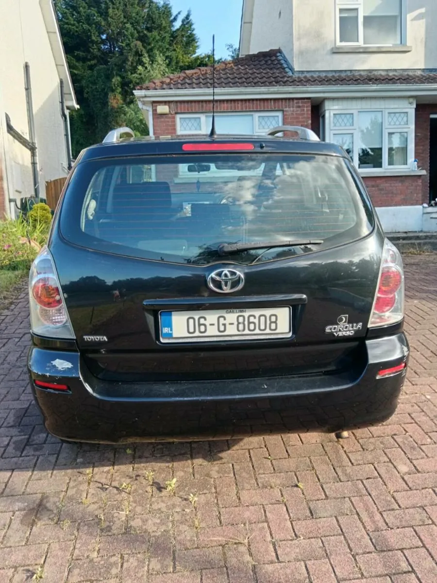 Corolla Verso - Image 3