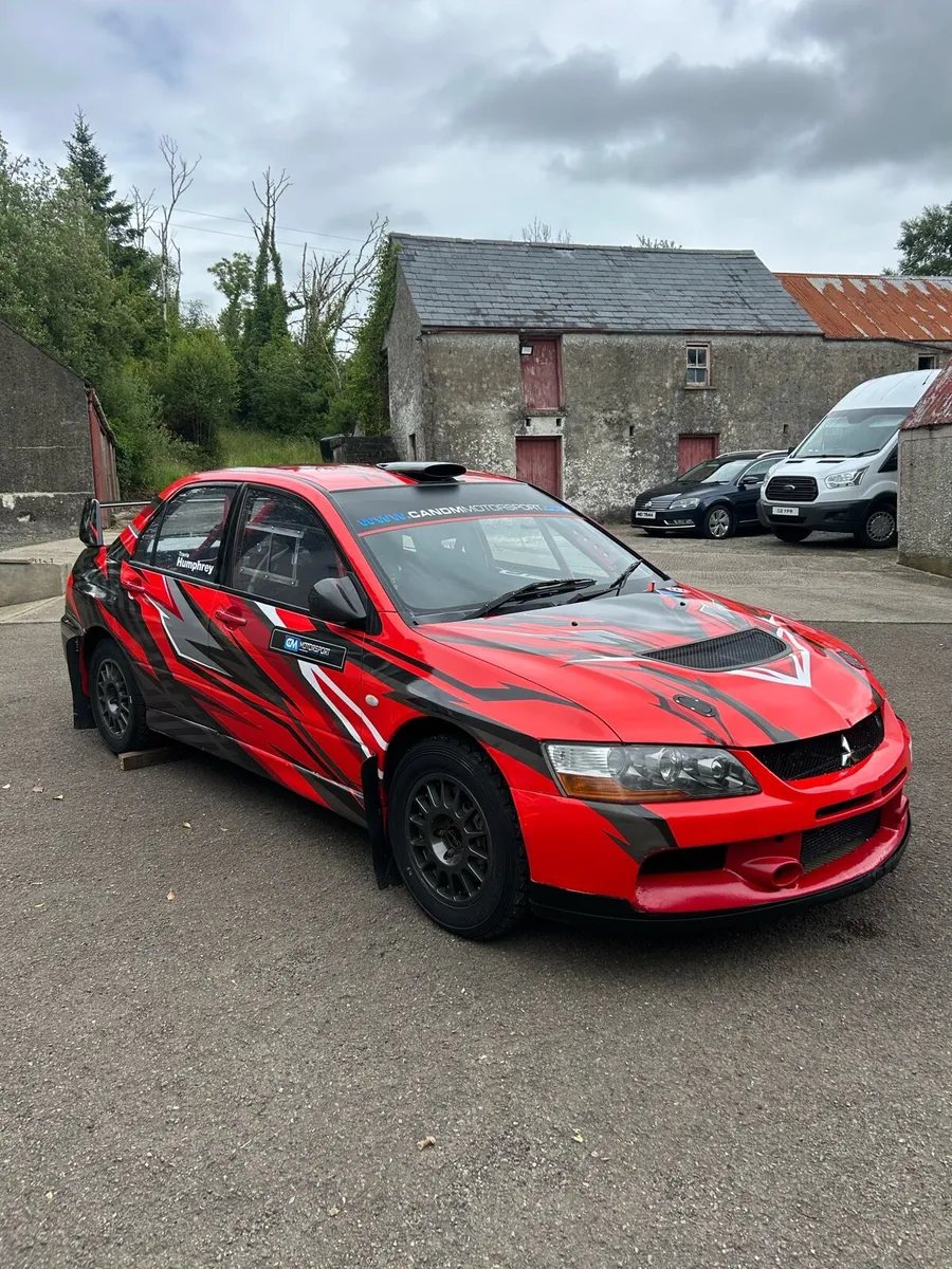 Mitsubishi evo9 rallycar - Image 1