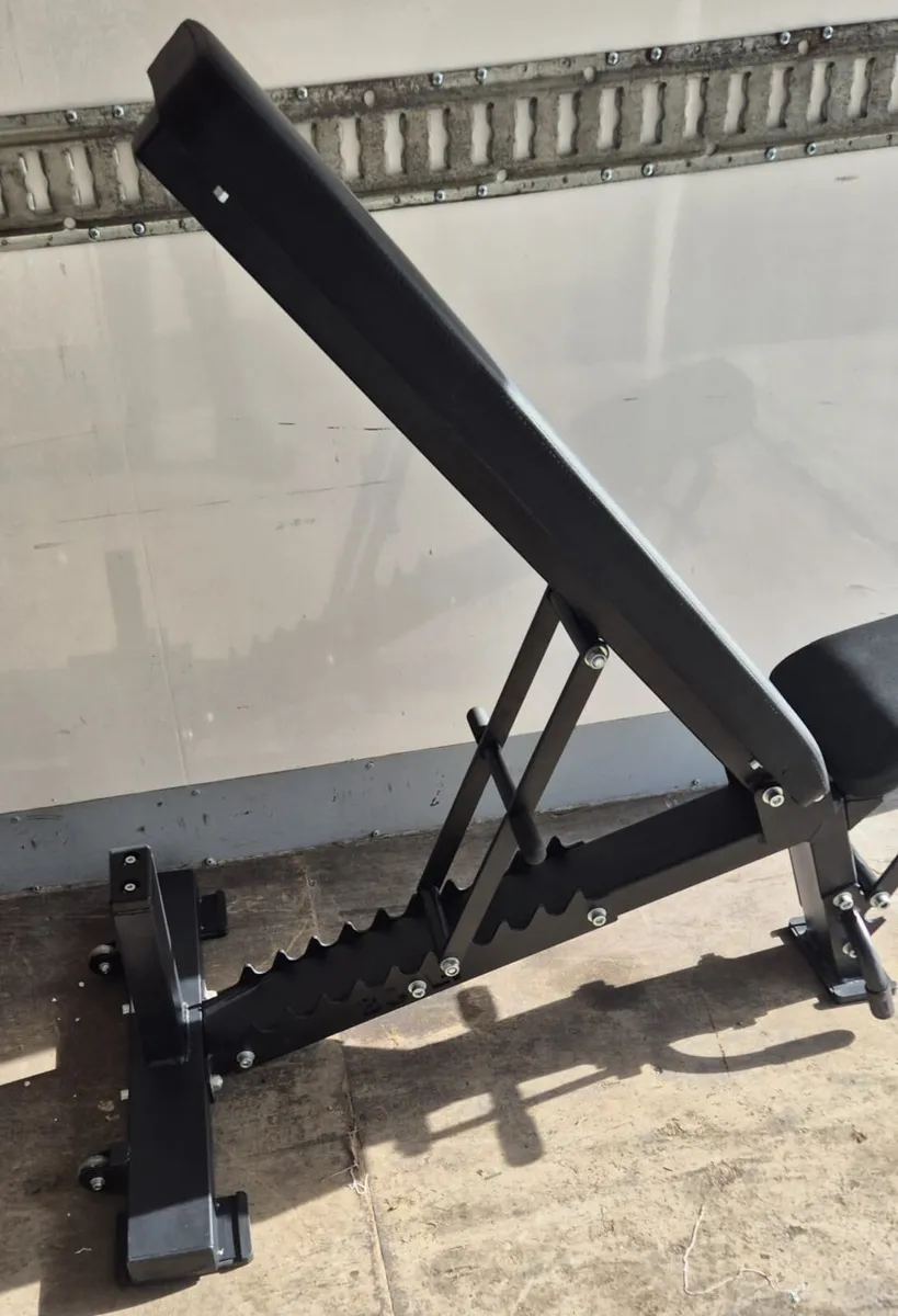 3 COMMERCIAL BENCHES - Image 2