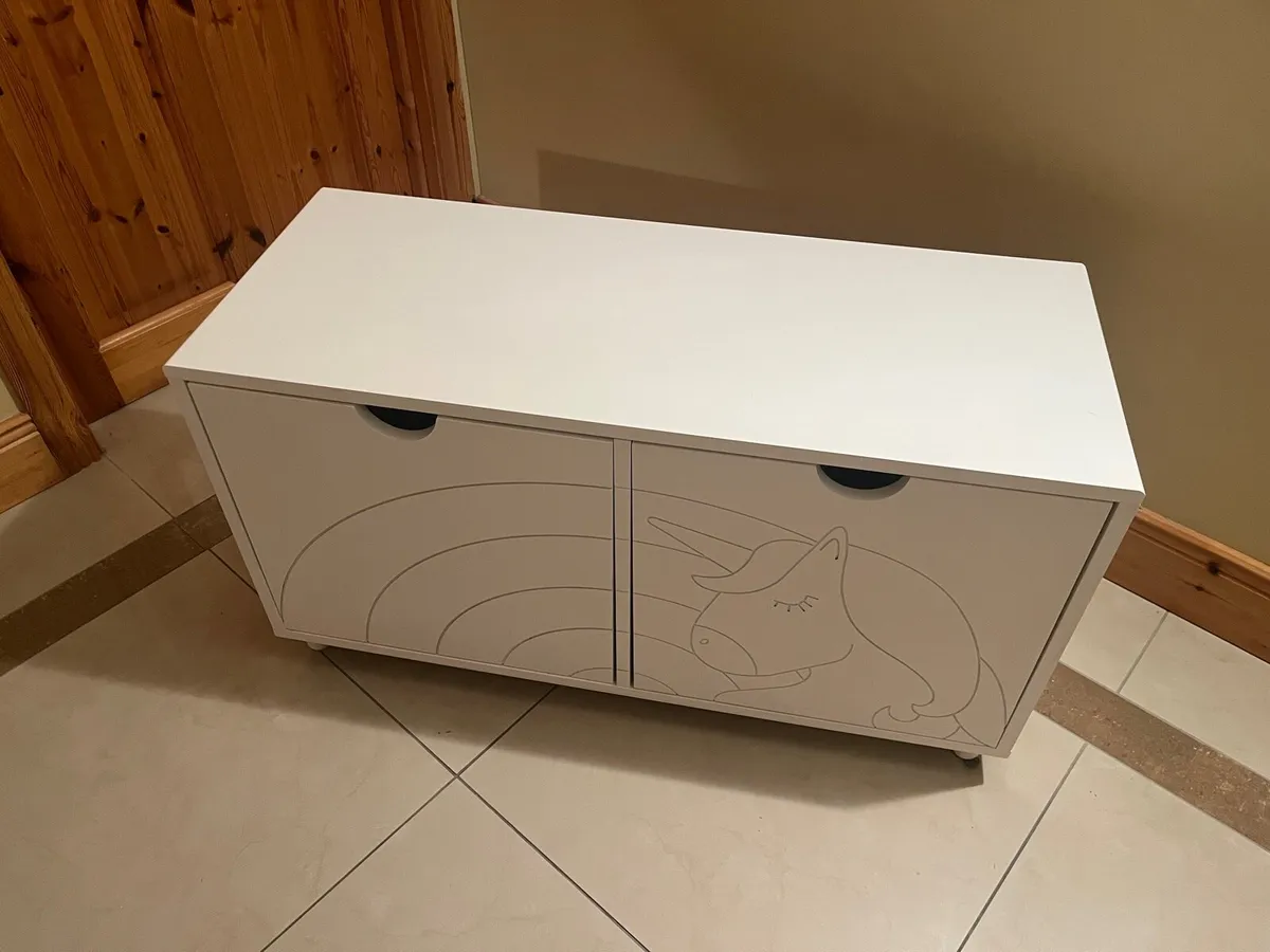 Toy Box - Image 1