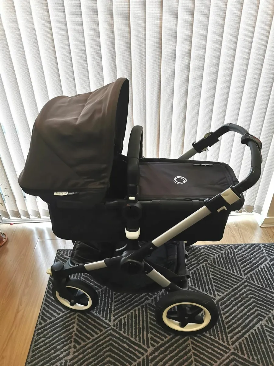 Bugaboo Buffalo Travel system + footmuff - Image 1