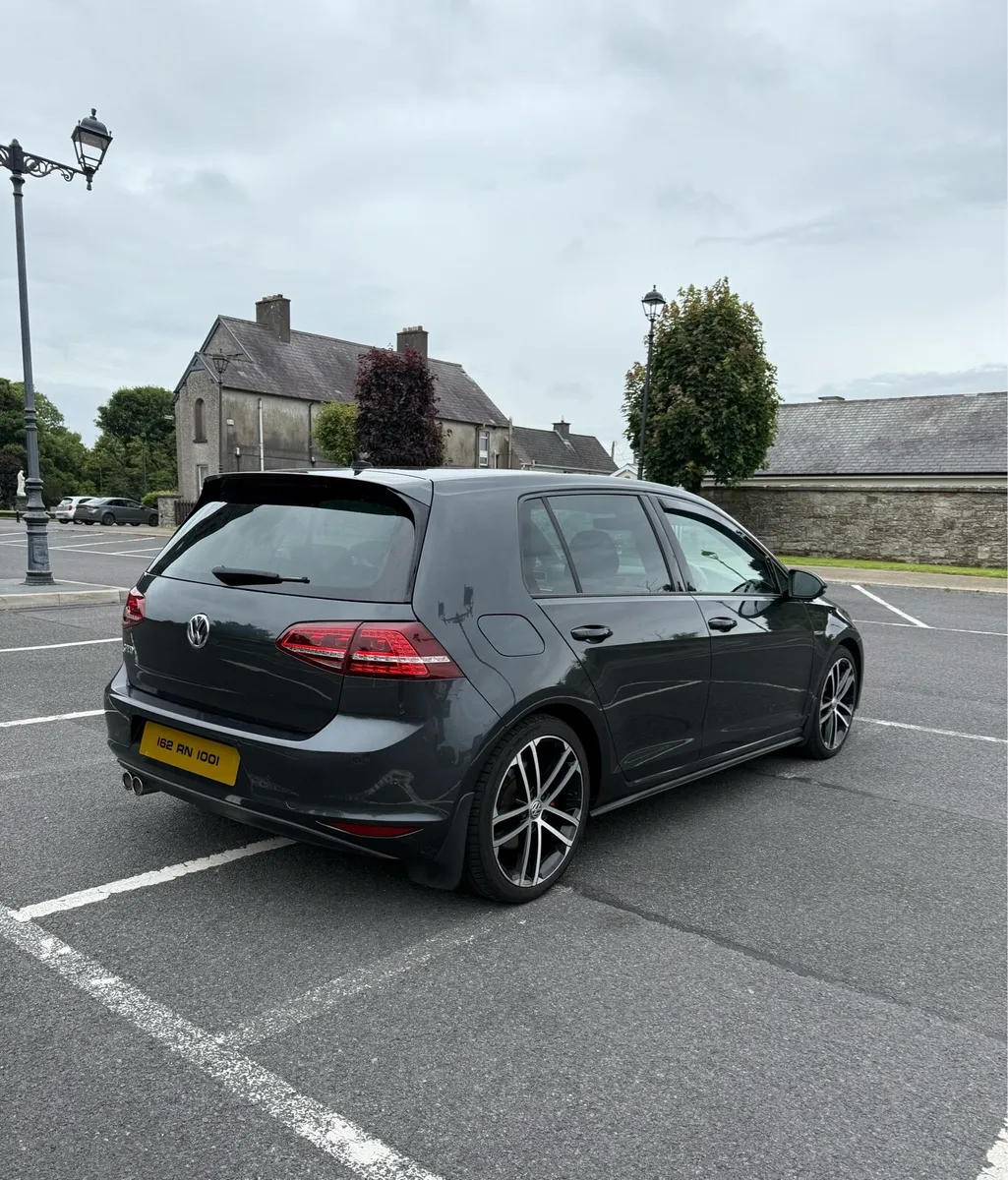 Volkswagen Golf Gtd - Image 4