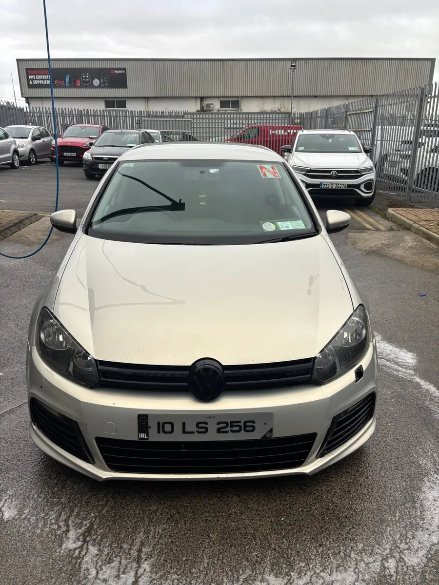 Volkswagen Golf 2010 - Image 1