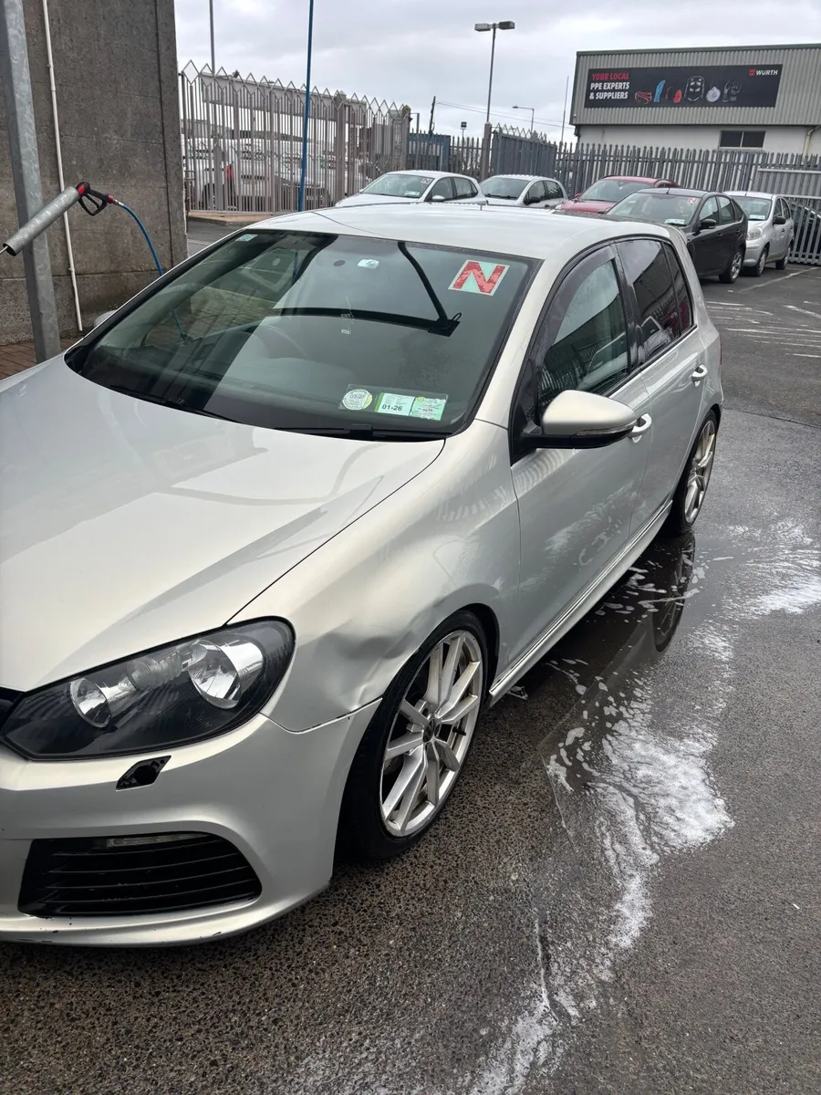 Volkswagen Golf 2010 - Image 3