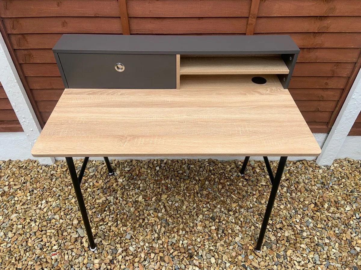 Desk - Image 1