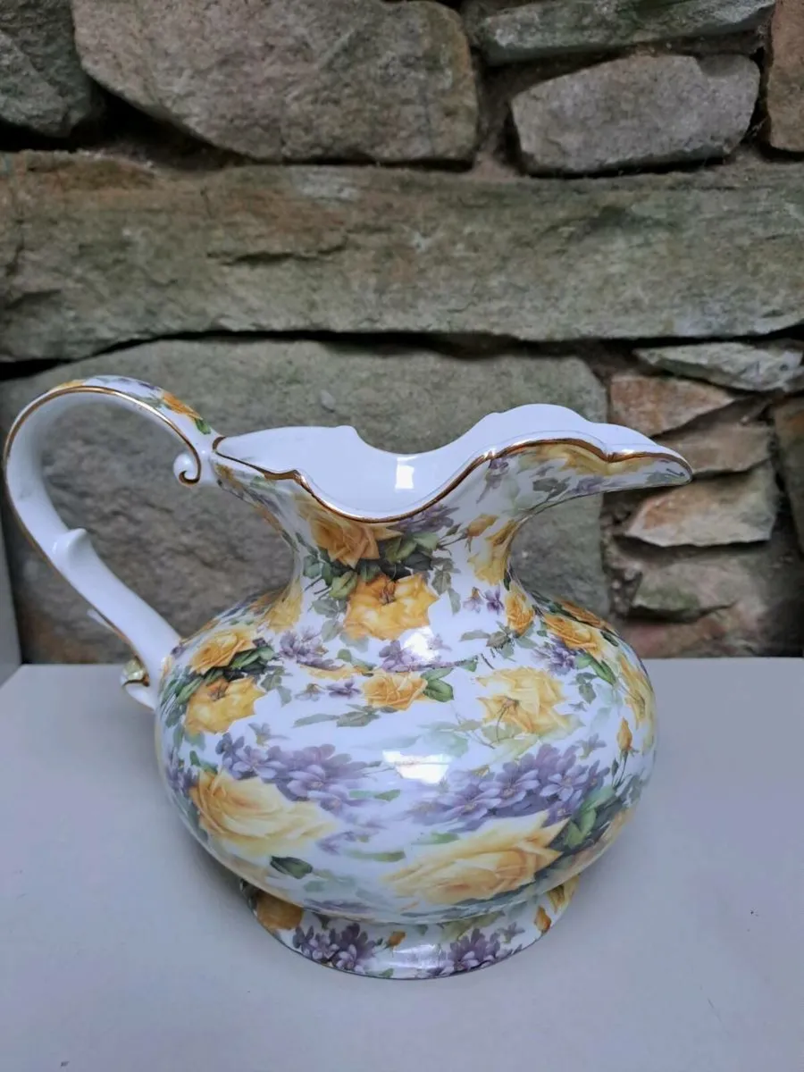 Vintage yellow roses and flowers jug - Image 1