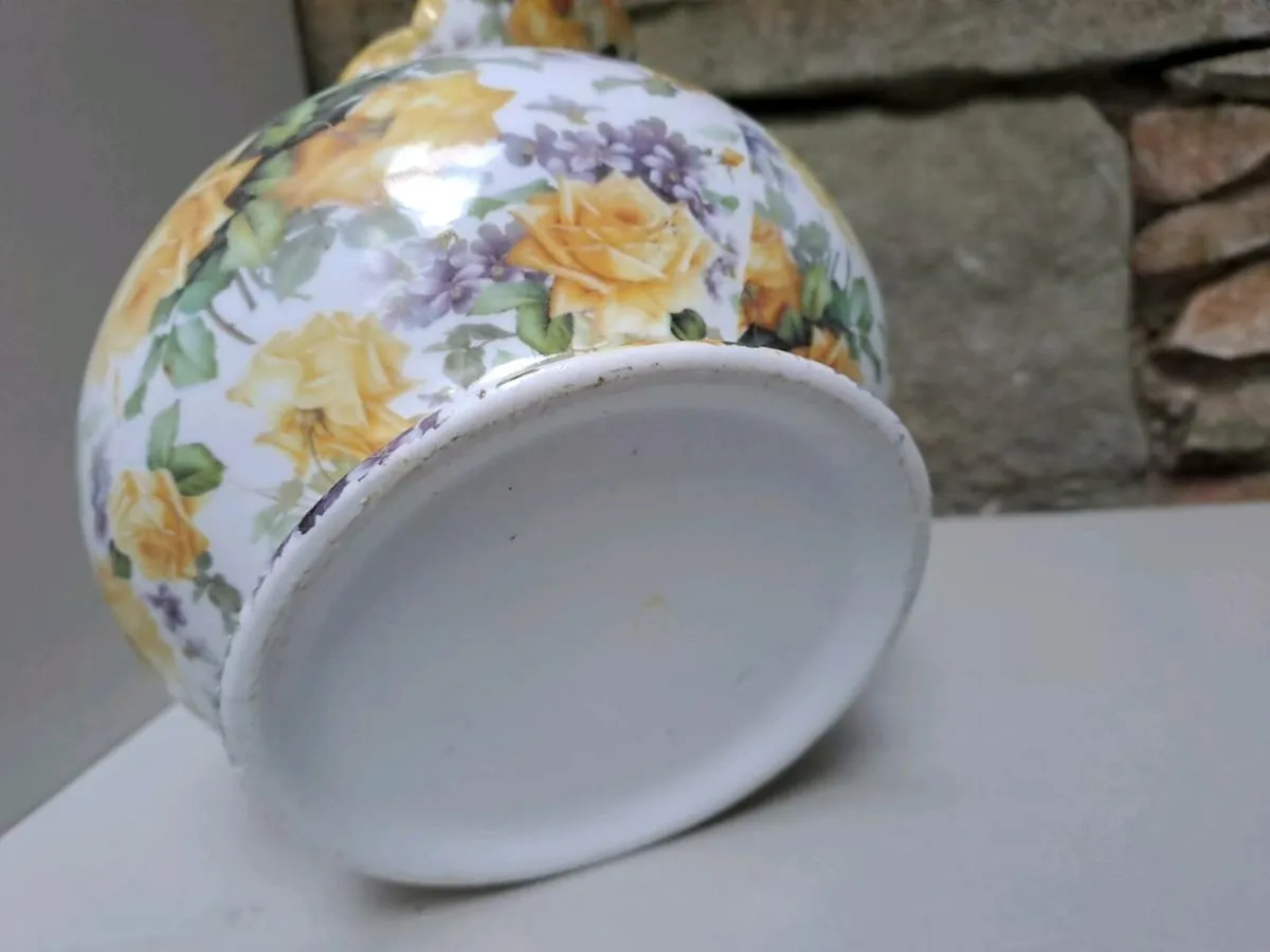 Vintage yellow roses and flowers jug - Image 4