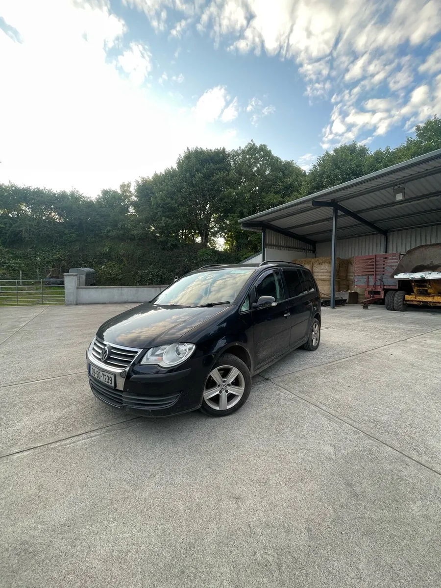 Vw Touran Breaking - Image 1