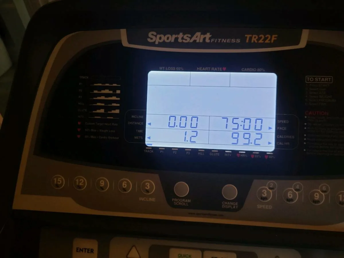 SportsArt Fitness treadmill TR22F - Image 4