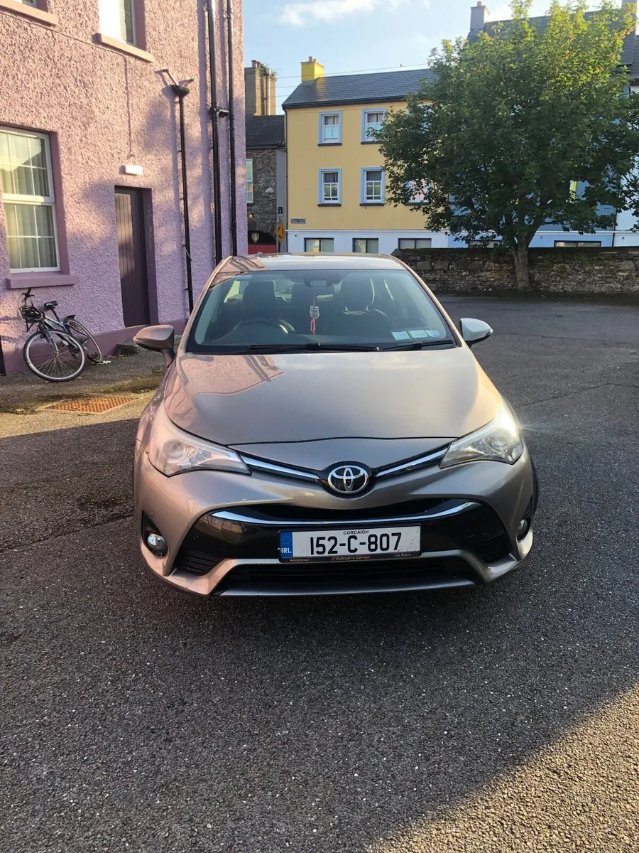 Toyota Avensis 2015 - Image 2