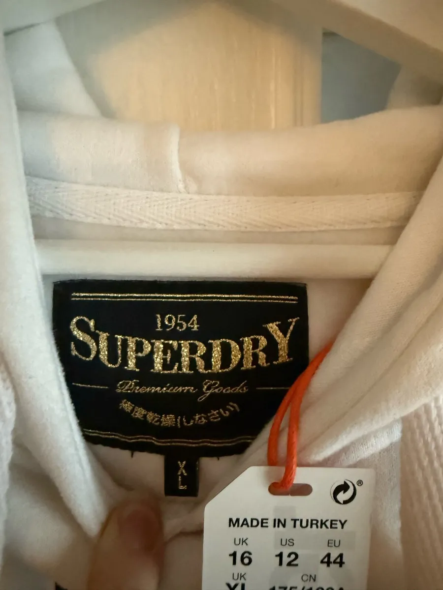 Superdry Hoodie new - Image 4