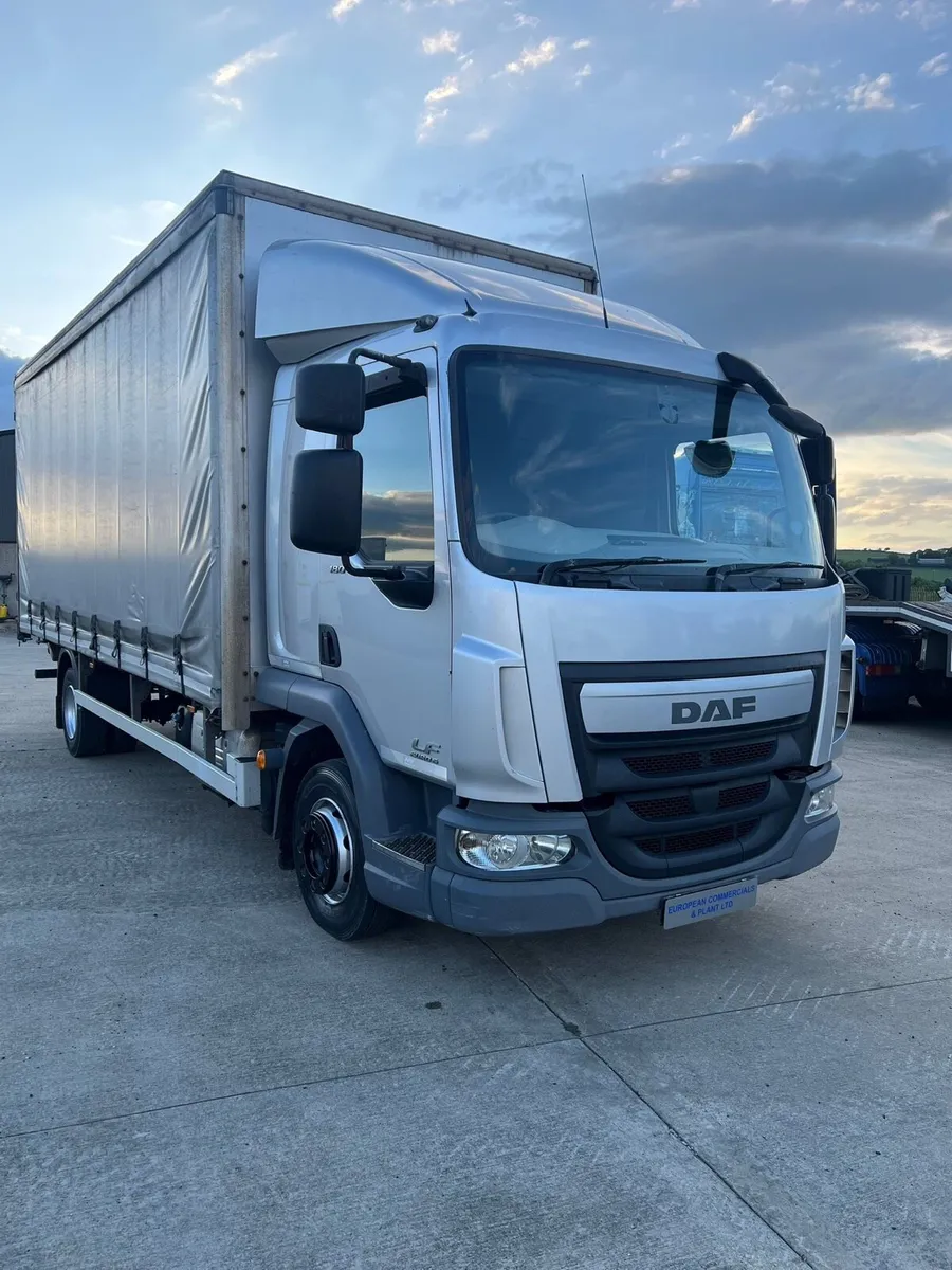 Daf lf 180 10 ton curtain sider - Image 1