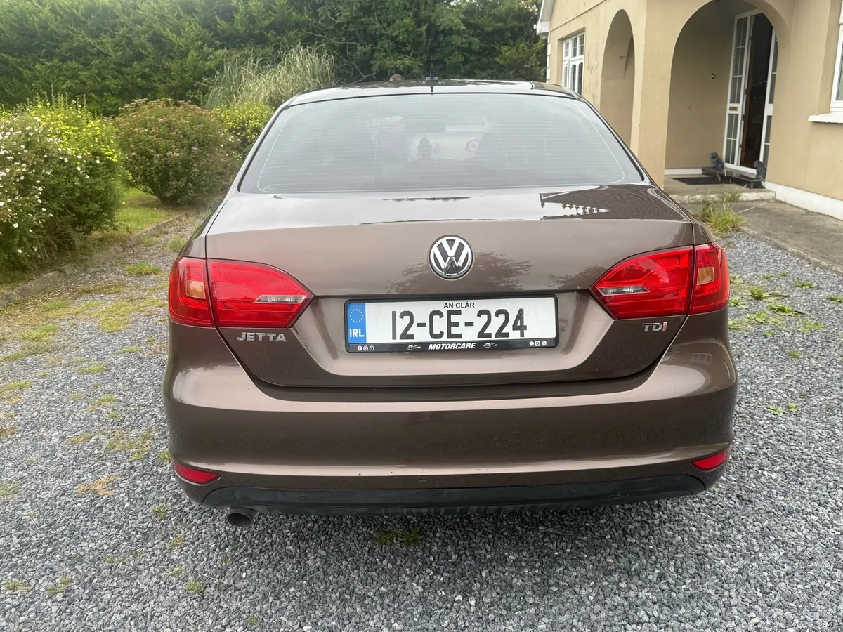 Volkswagen Jetta - Image 3