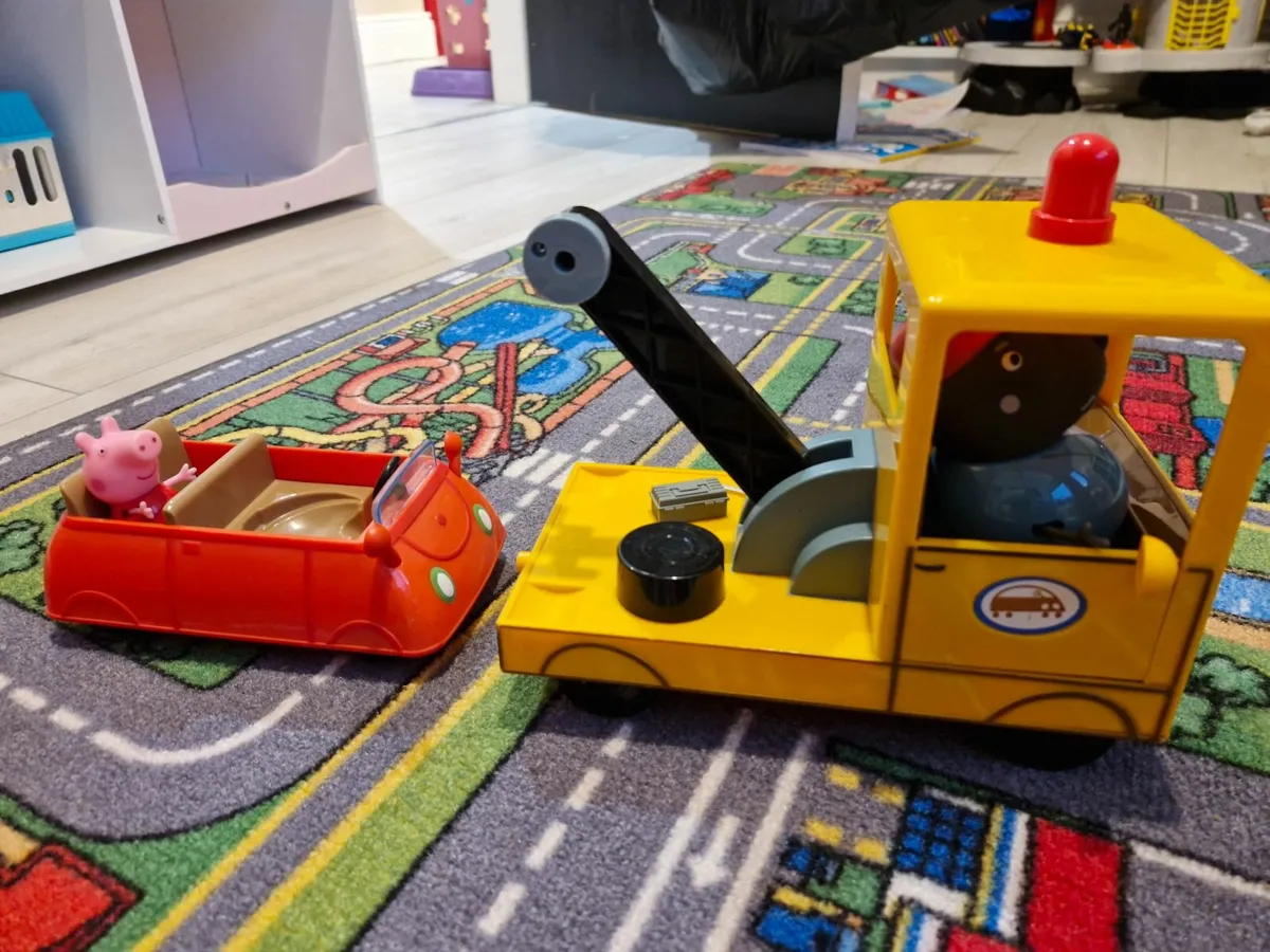 Toys - Image 3