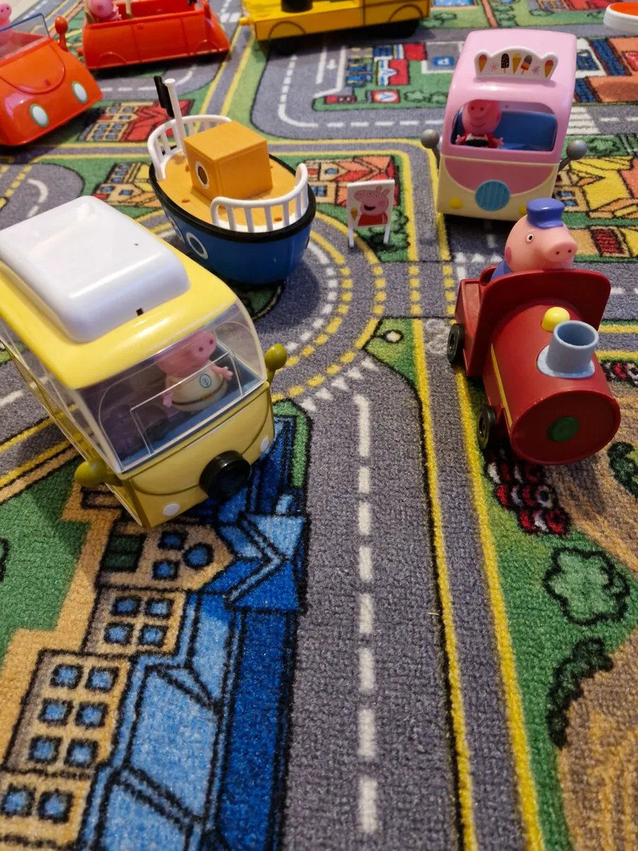 Toys - Image 4