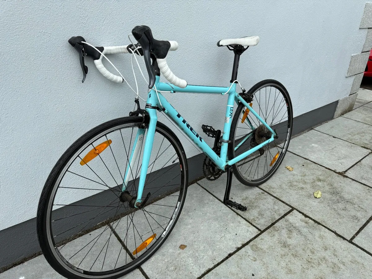 Trek alpha 100 series aluminum Road Bike - Image 2