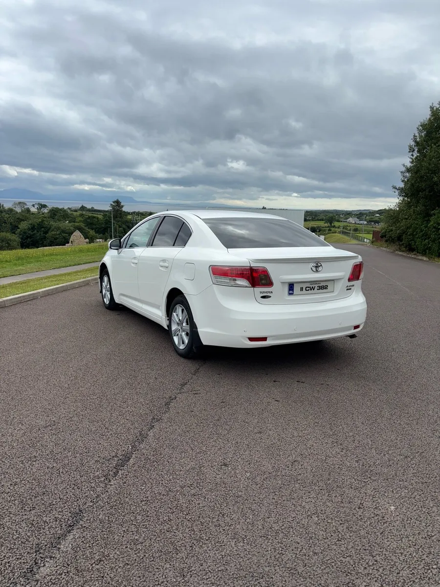 Toyota Avensis - Image 4
