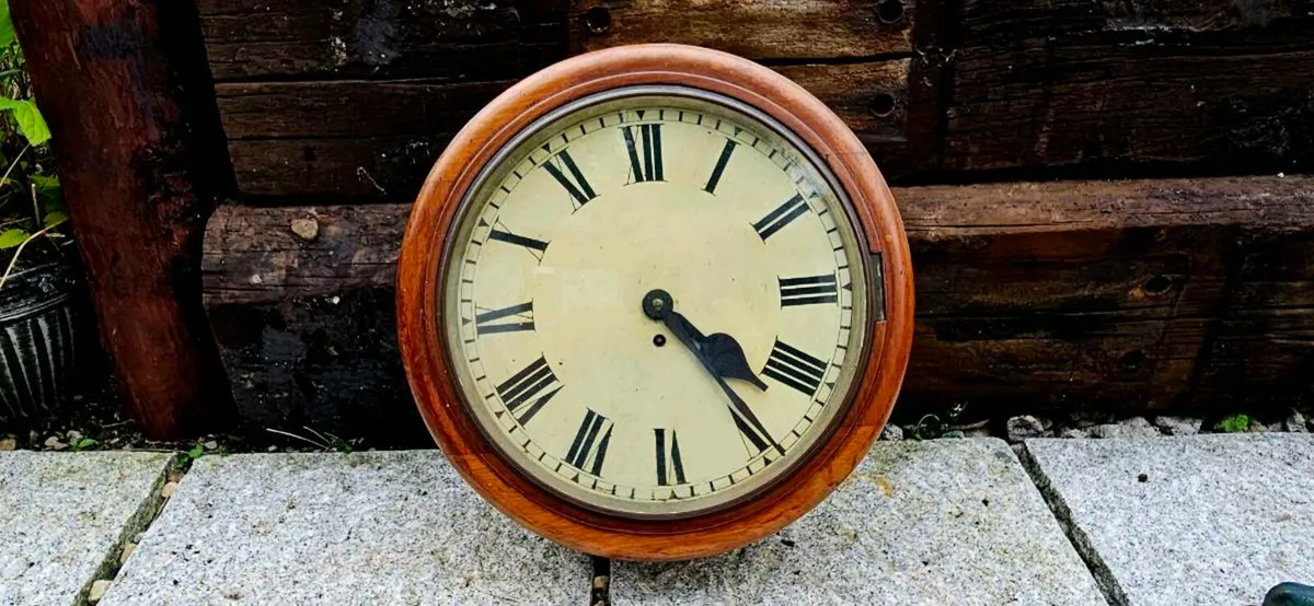 ANTIQUE CLOCKS - Image 3