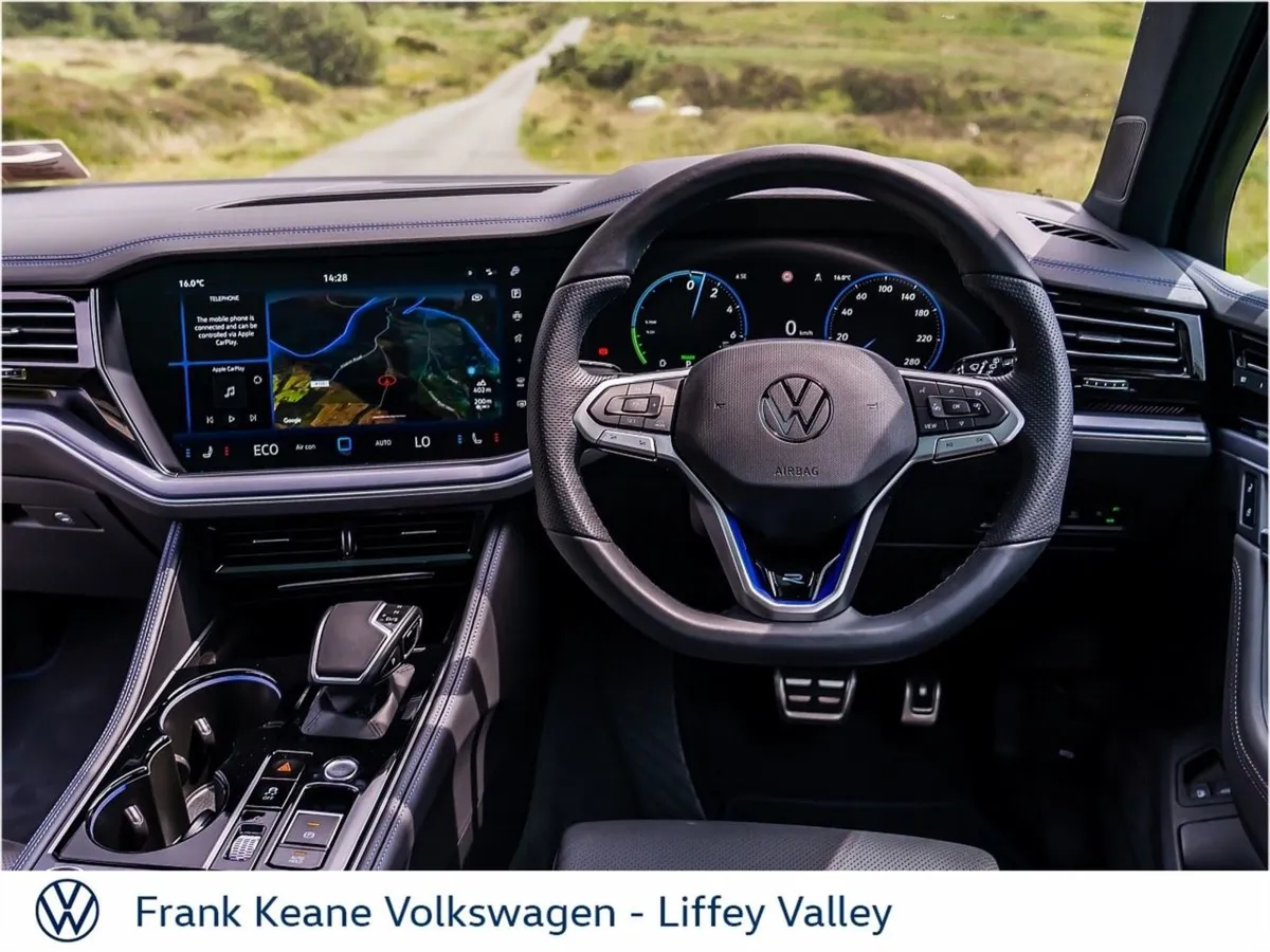 Volkswagen Touareg R 3.0tsi Phev 462BHP  22  Esto - Image 2