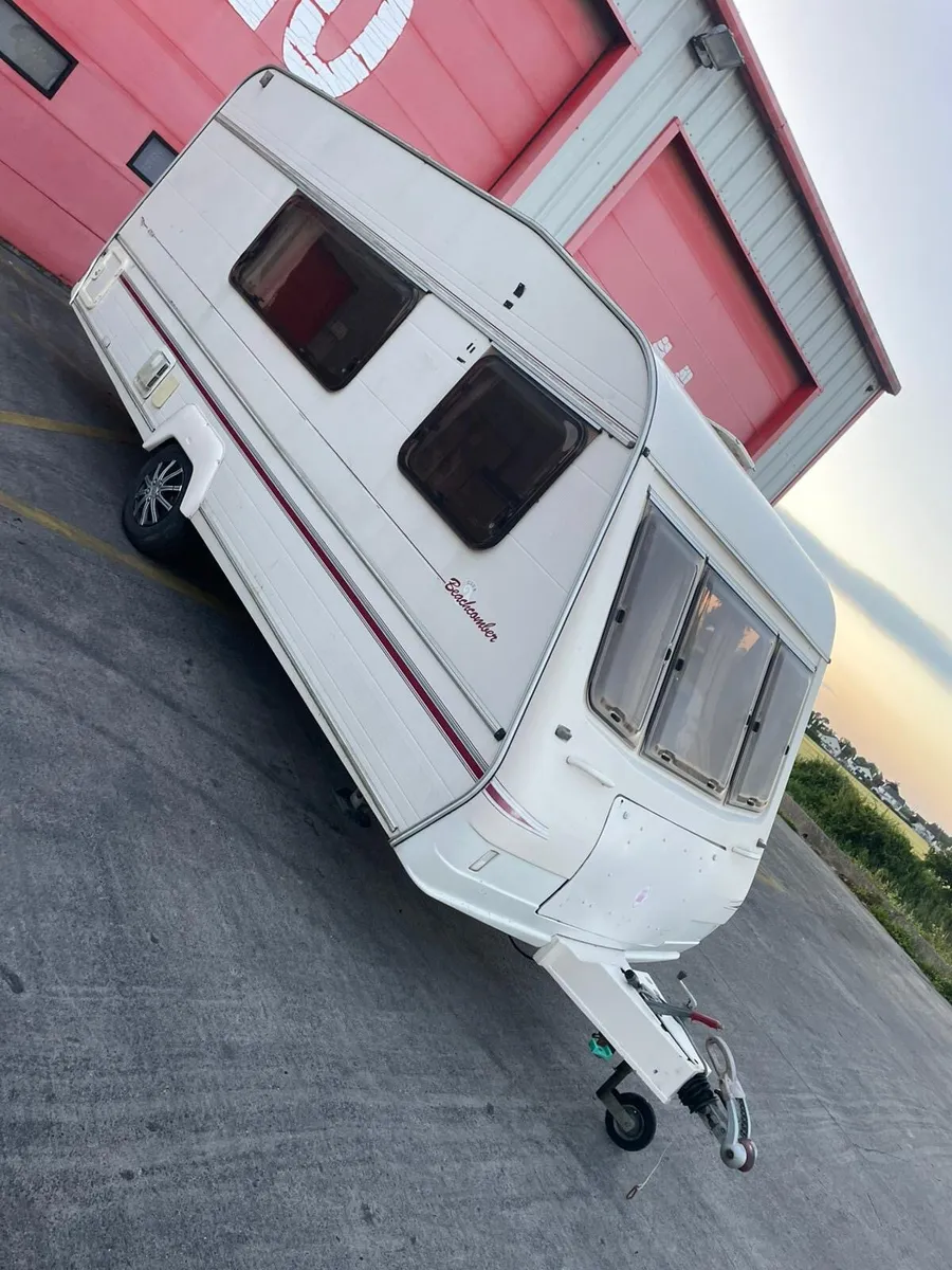 Bailey 4/5 berth with Awning - Image 2