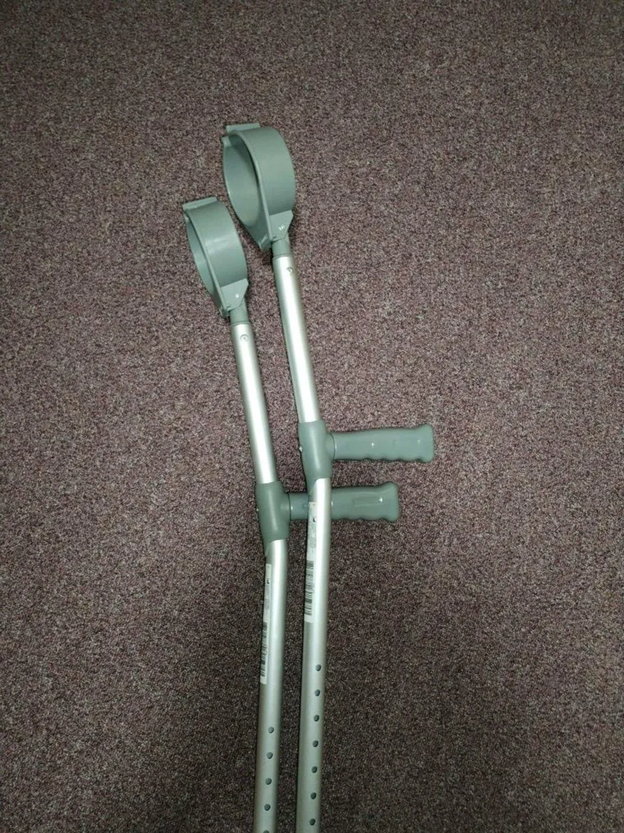 Crutches - Image 2