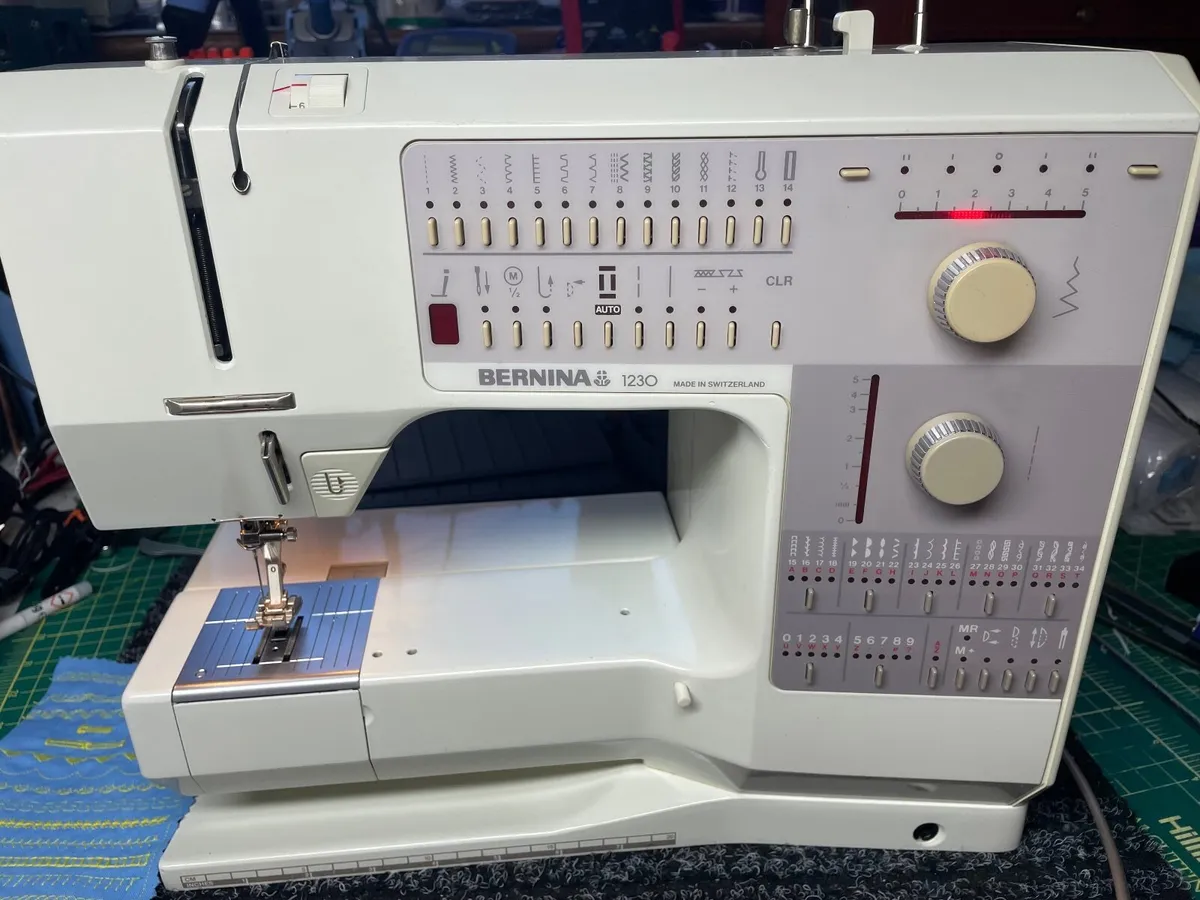 BERNINA 1230 Sewing Machine - Serviced/Like New - Image 1
