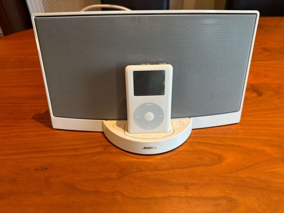 Bose SoundDock series 1 + Apple iPod - Image 1