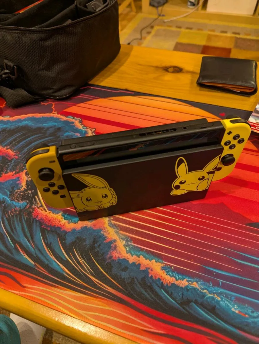 Nintendo Switch - Image 2