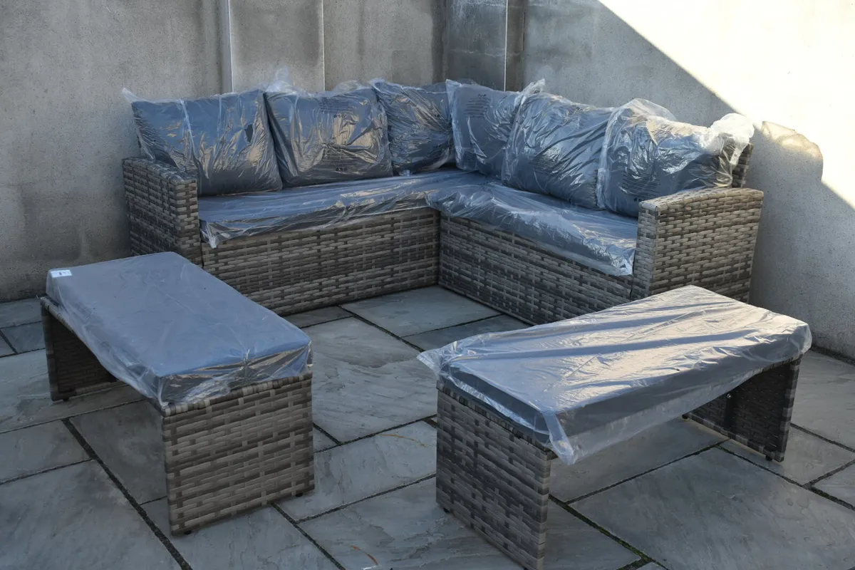 BRAND NEW Assembled 9-Seater Rattan Garden Furnitu - Image 2